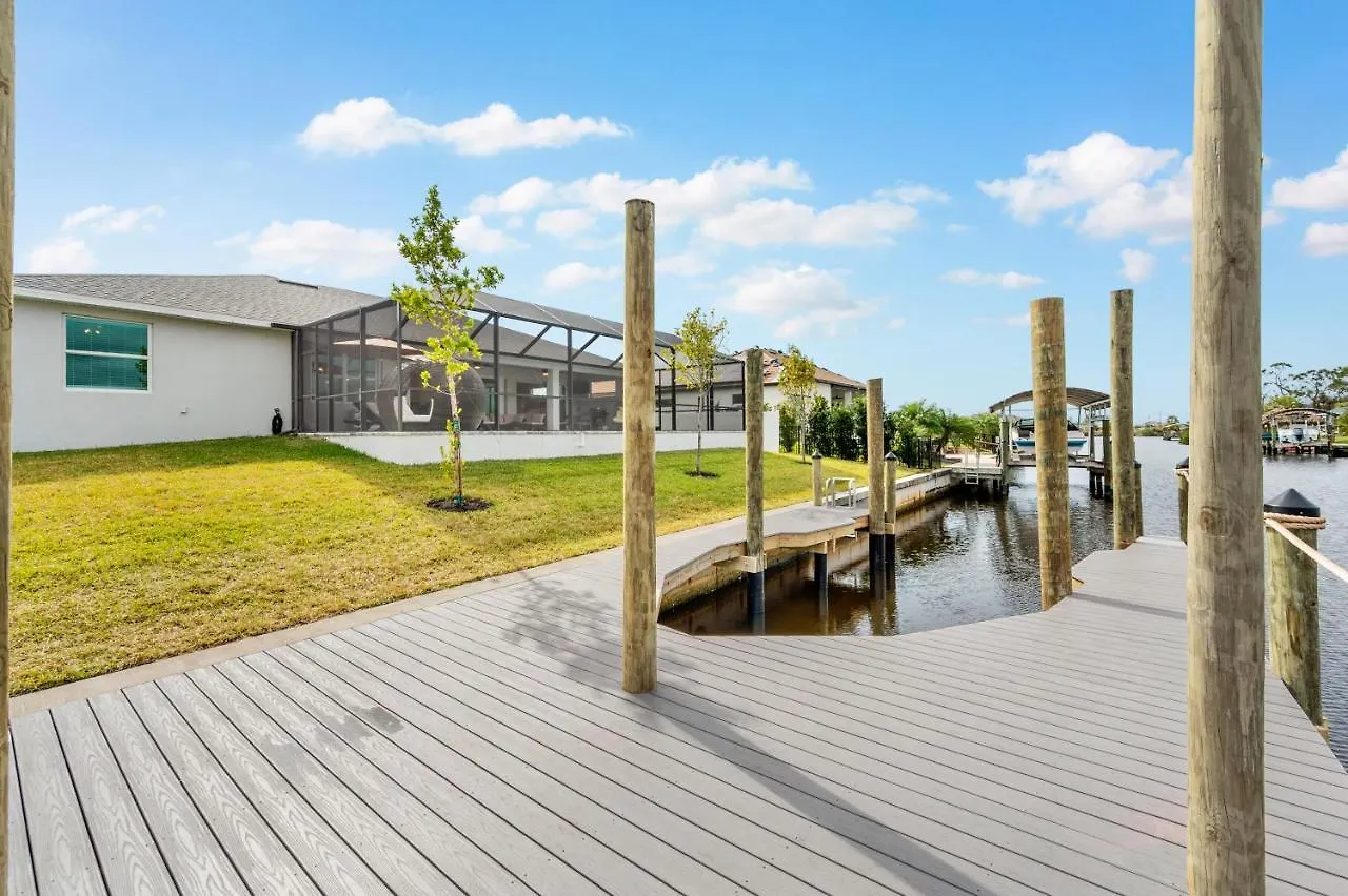 Holiday home Heated Pool With King Bed - Gulf Access - Game *