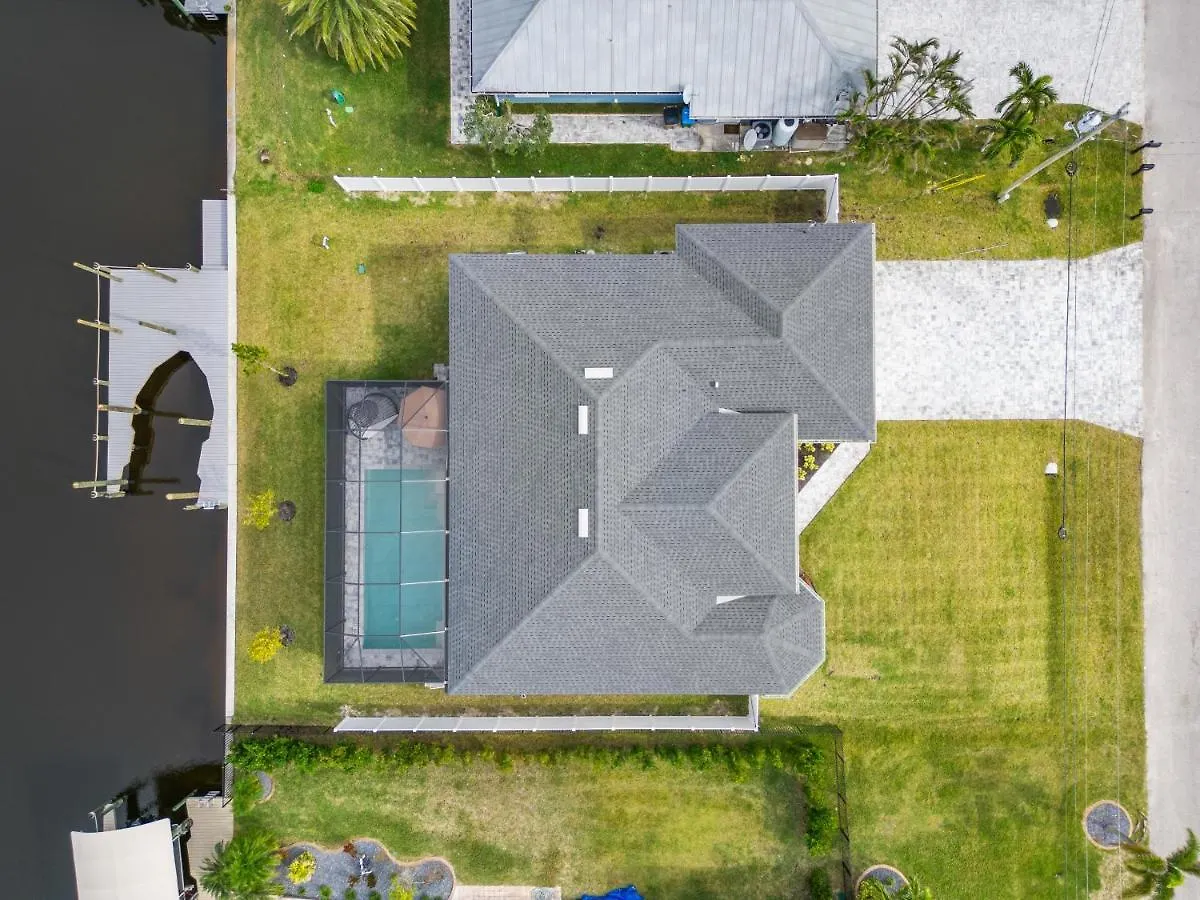 Holiday home Heated Pool With King Bed - Gulf Access - Game *