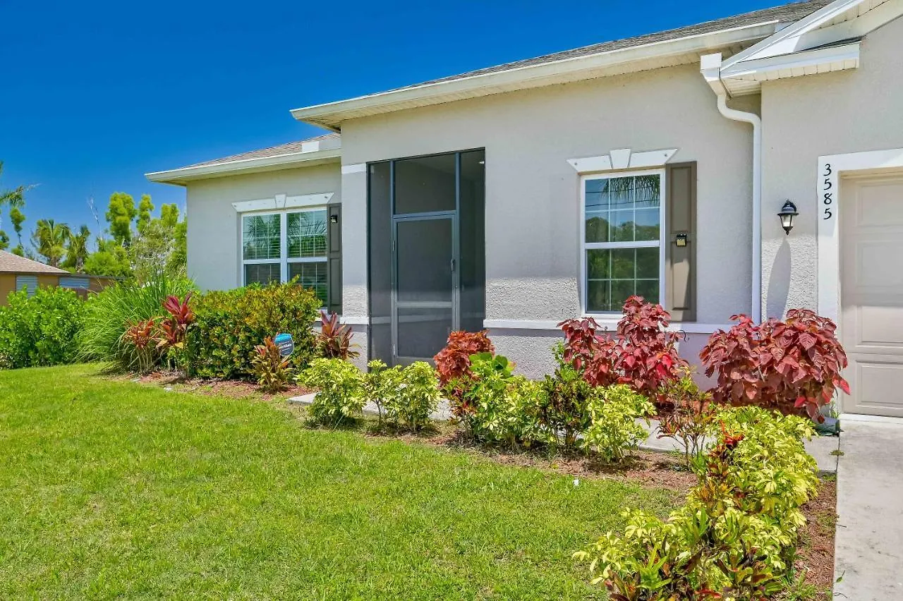Cozy Cape Coral