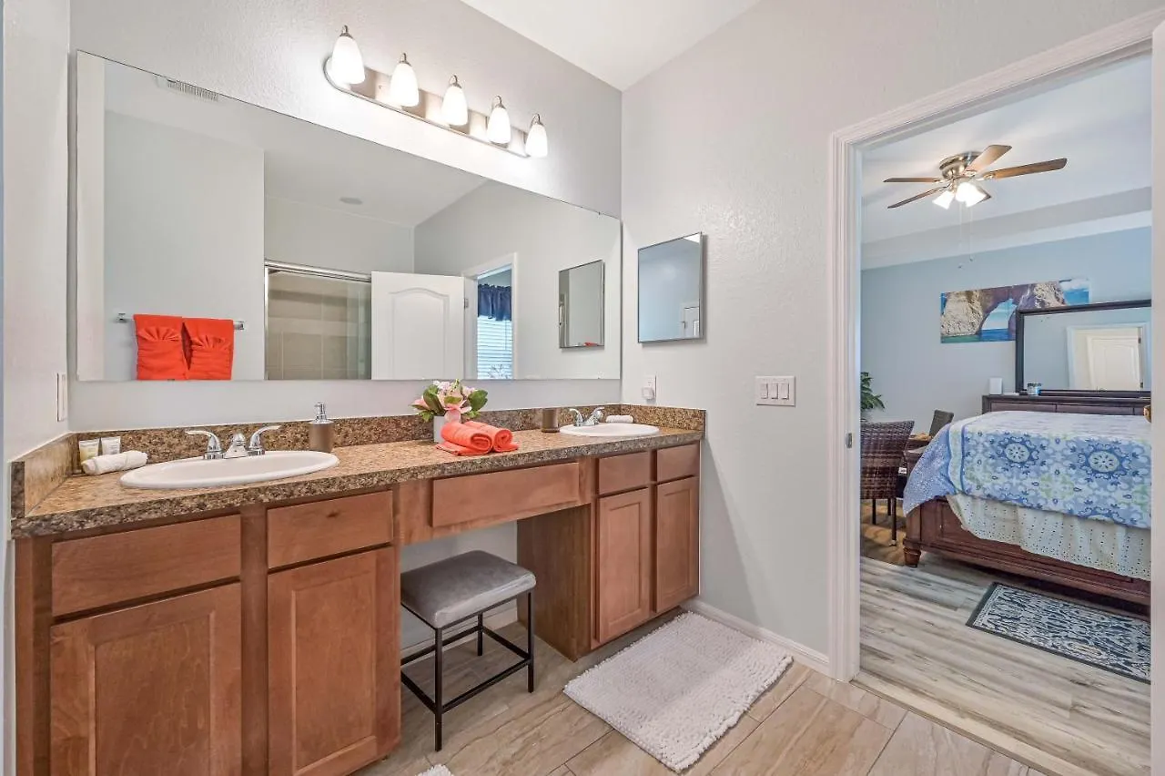 Cozy * Cape Coral