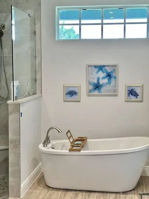 Teal Paradise - Brand New In Nw Cape Pool And Water View Villa
