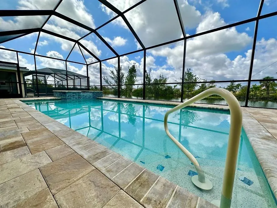 Teal Paradise - Brand New In Nw Cape Pool And Water View *