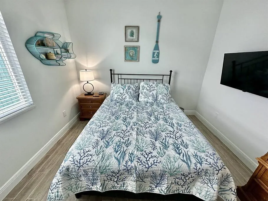 Villa Teal Paradise - Brand New In Nw Cape Pool And Water View Cape Coral