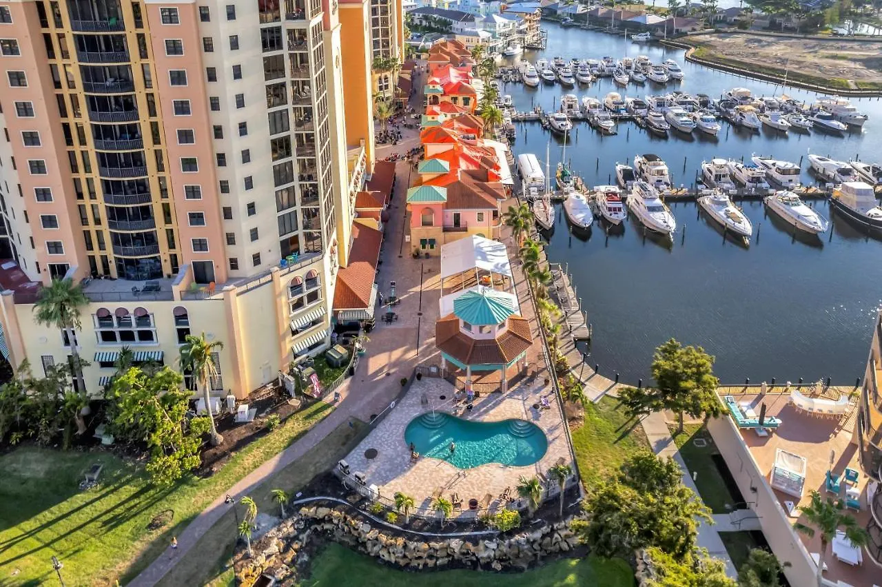Stunning Cape Harbour With Pool Access! *