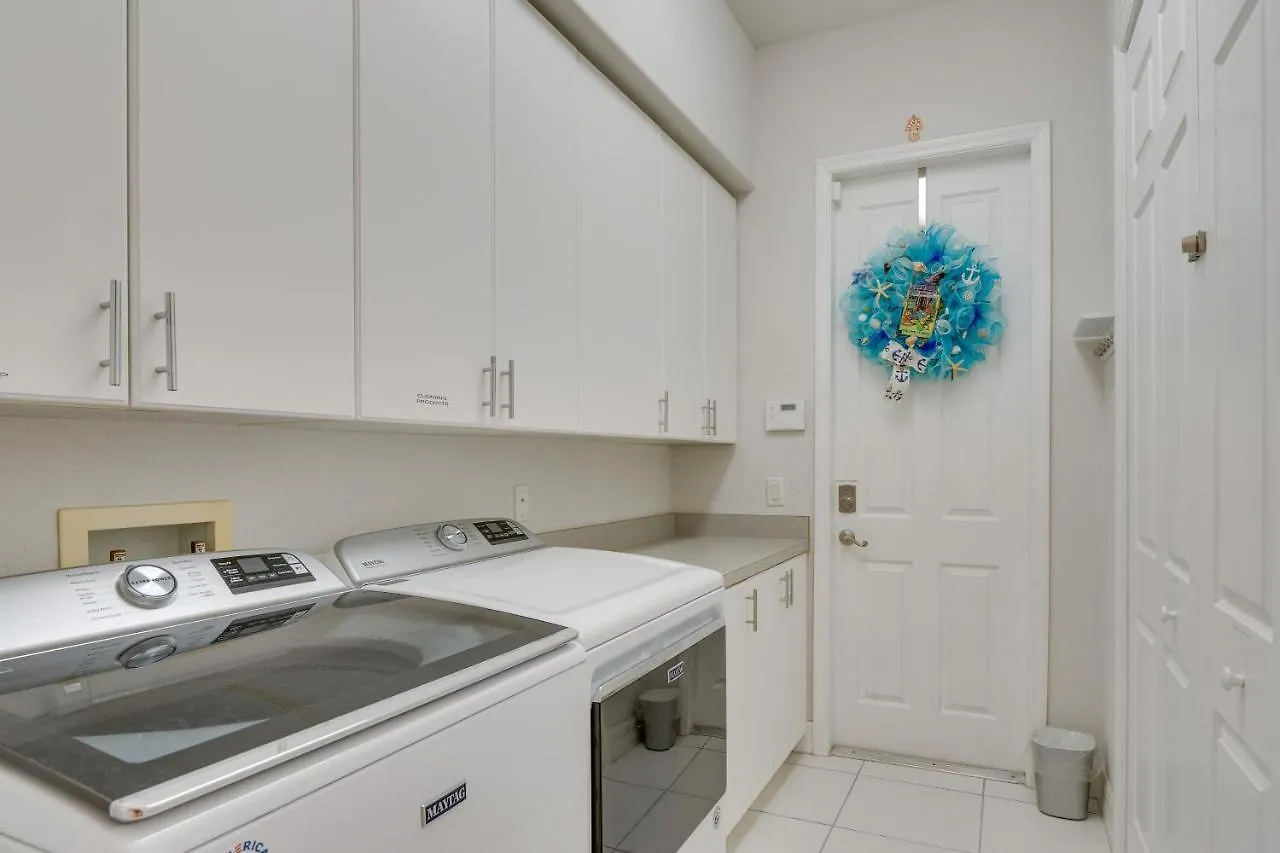 Holiday home Canal-view Oasis With Grill In Cape Coral! Cape Coral