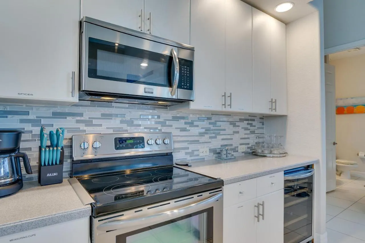 Holiday home Canal-view Oasis With Grill In Cape Coral! *