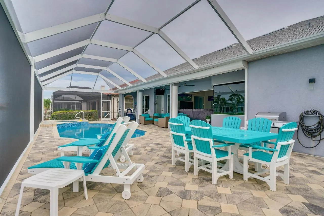 Holiday home Canal-view Oasis With Grill In Cape Coral! Cape Coral
