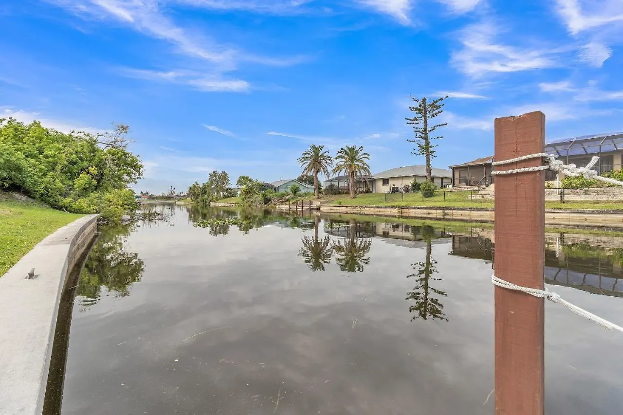 Blue Oasis * Cape Coral