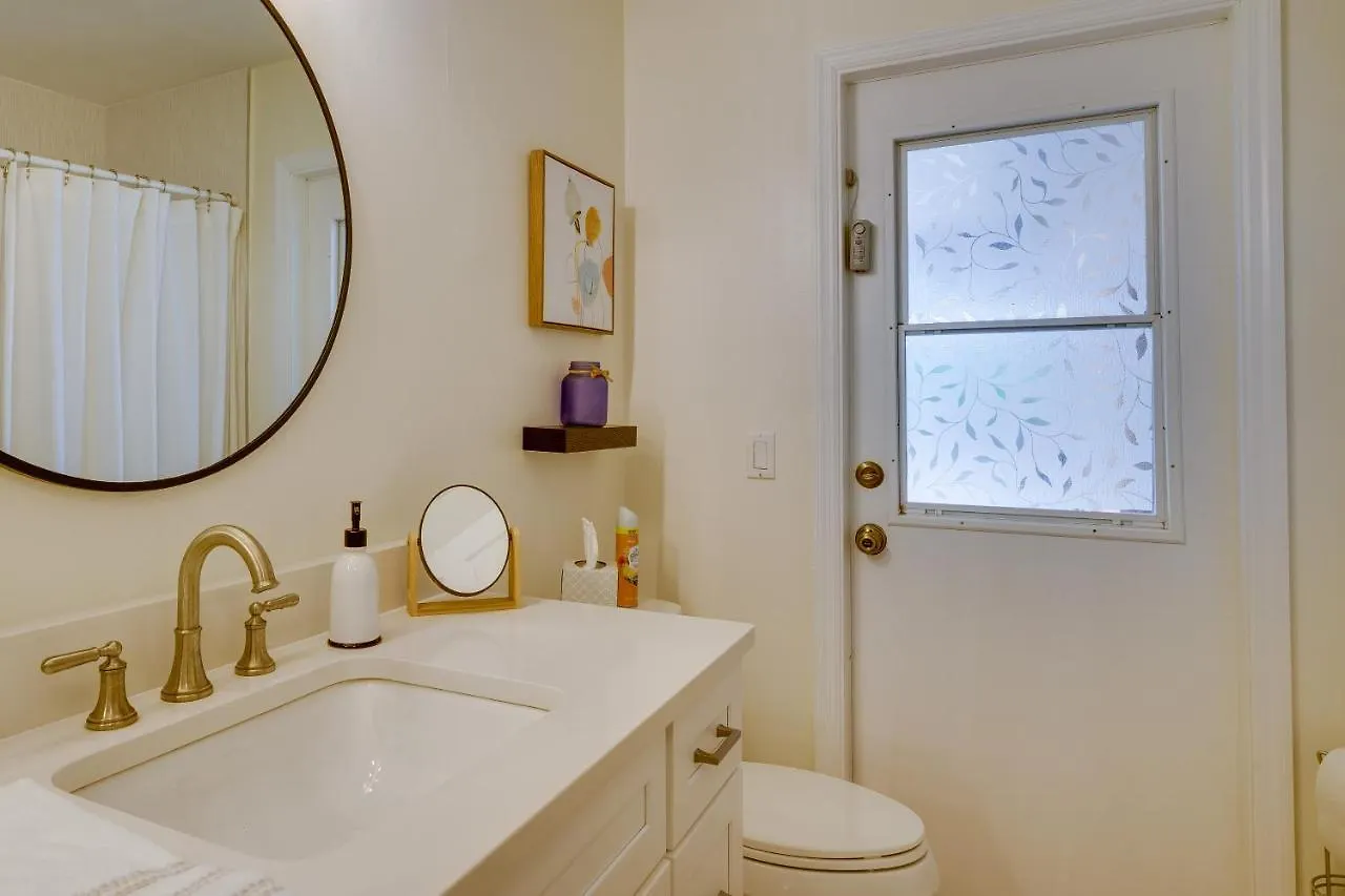 Pet-friendly Vacation With Lanai! Cape Coral