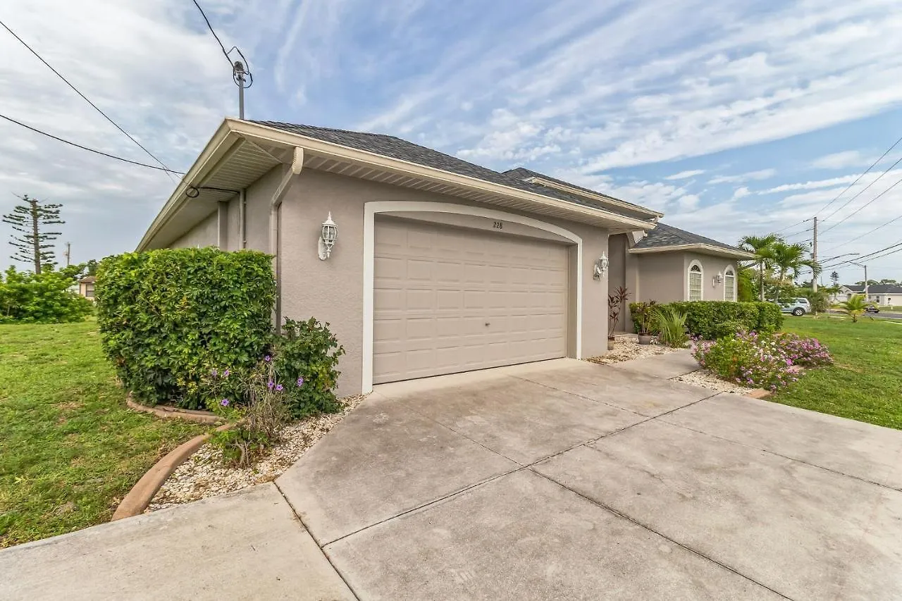 Blue Oasis Holiday home Cape Coral