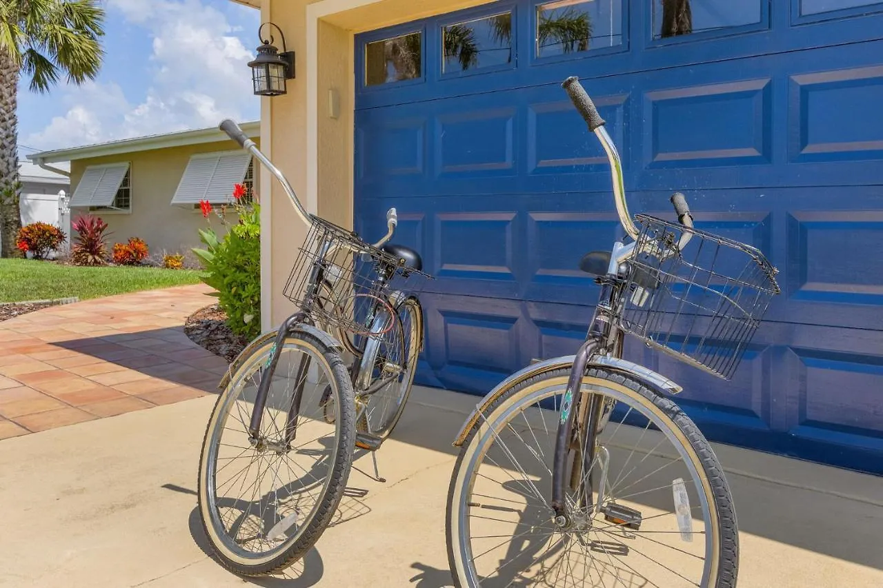 Gulf Access, Heated Pool, Bicycles, Sleeps 8 - Jewel Box - Roelens Vacations * Cape Coral