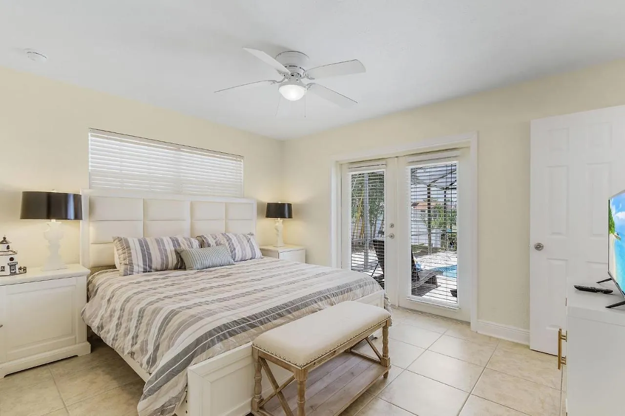 Gulf Access, Heated Pool, Bicycles, Sleeps 8 - Jewel Box - Roelens Vacations *