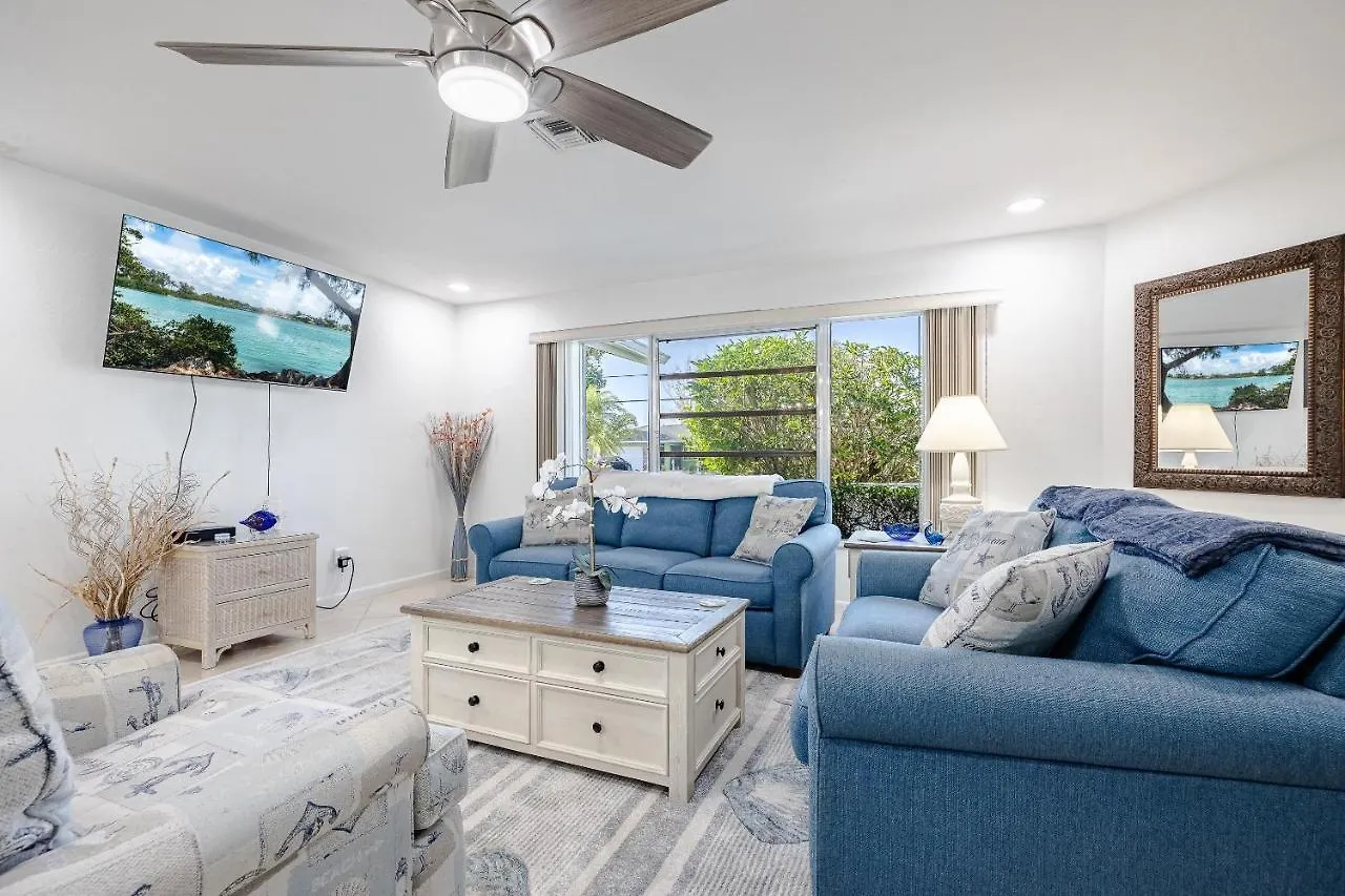 Holiday home Heated Pool, Sleeps 6 - Paradise By The Pool - Roelens Vacations Cape Coral