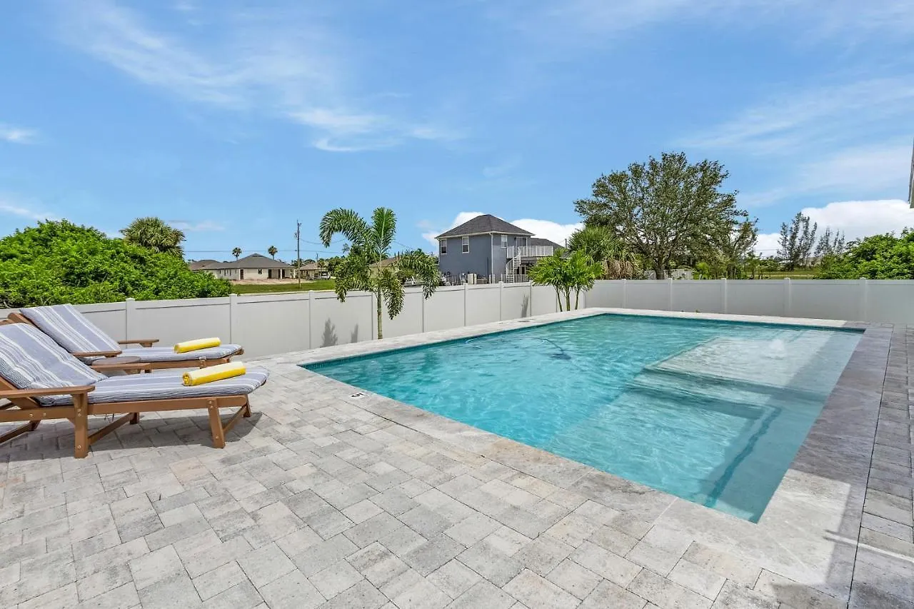 Brand New Home, Heated Pool, Sleeps 8 - Kayo Kosta - Roelens Vacations Holiday home *