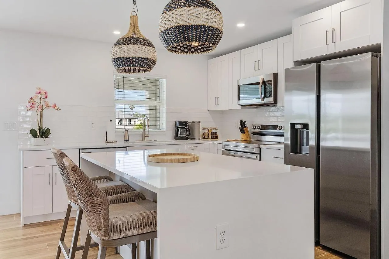 Brand New Home, Heated Pool, Sleeps 8 - Kayo Kosta - Roelens Vacations *