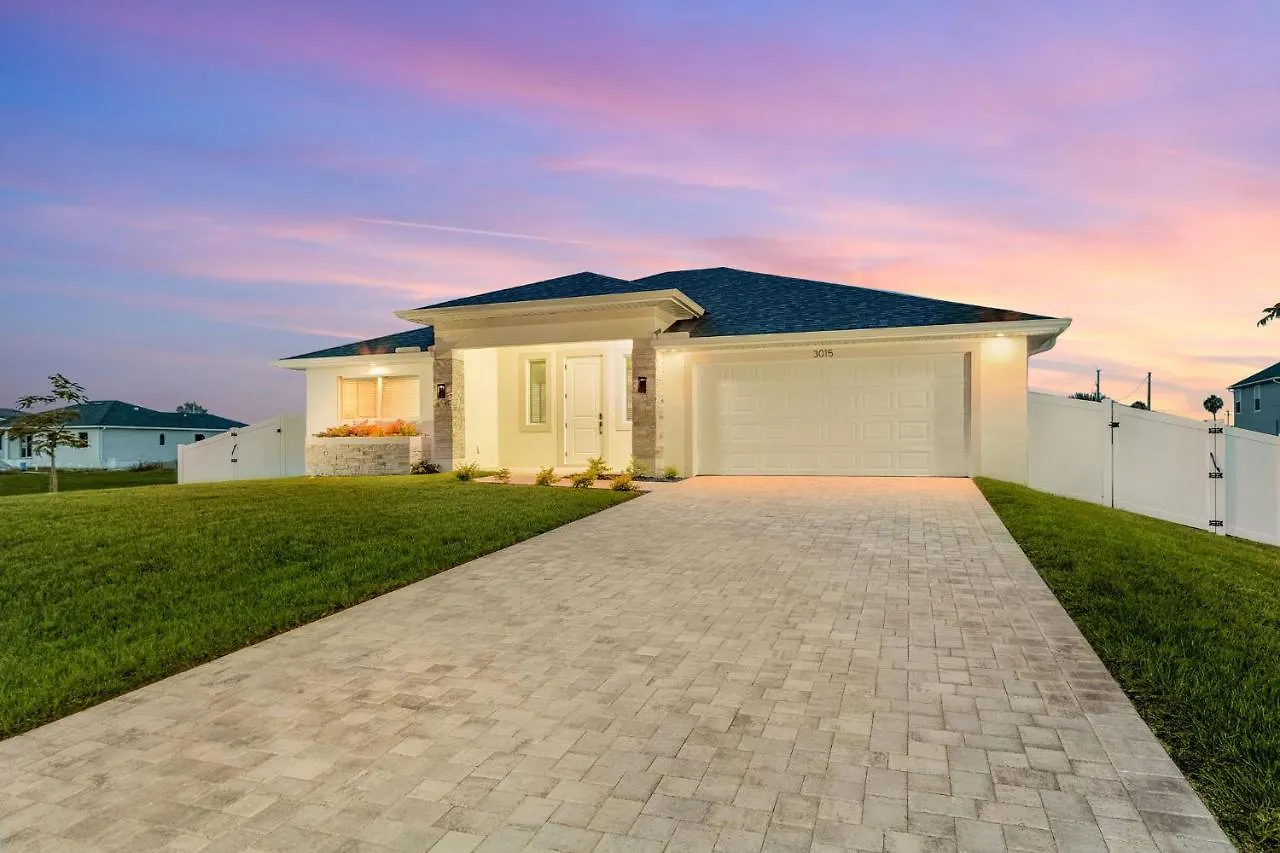 Brand New Home, Heated Pool, Sleeps 8 - Kayo Kosta - Roelens Vacations *