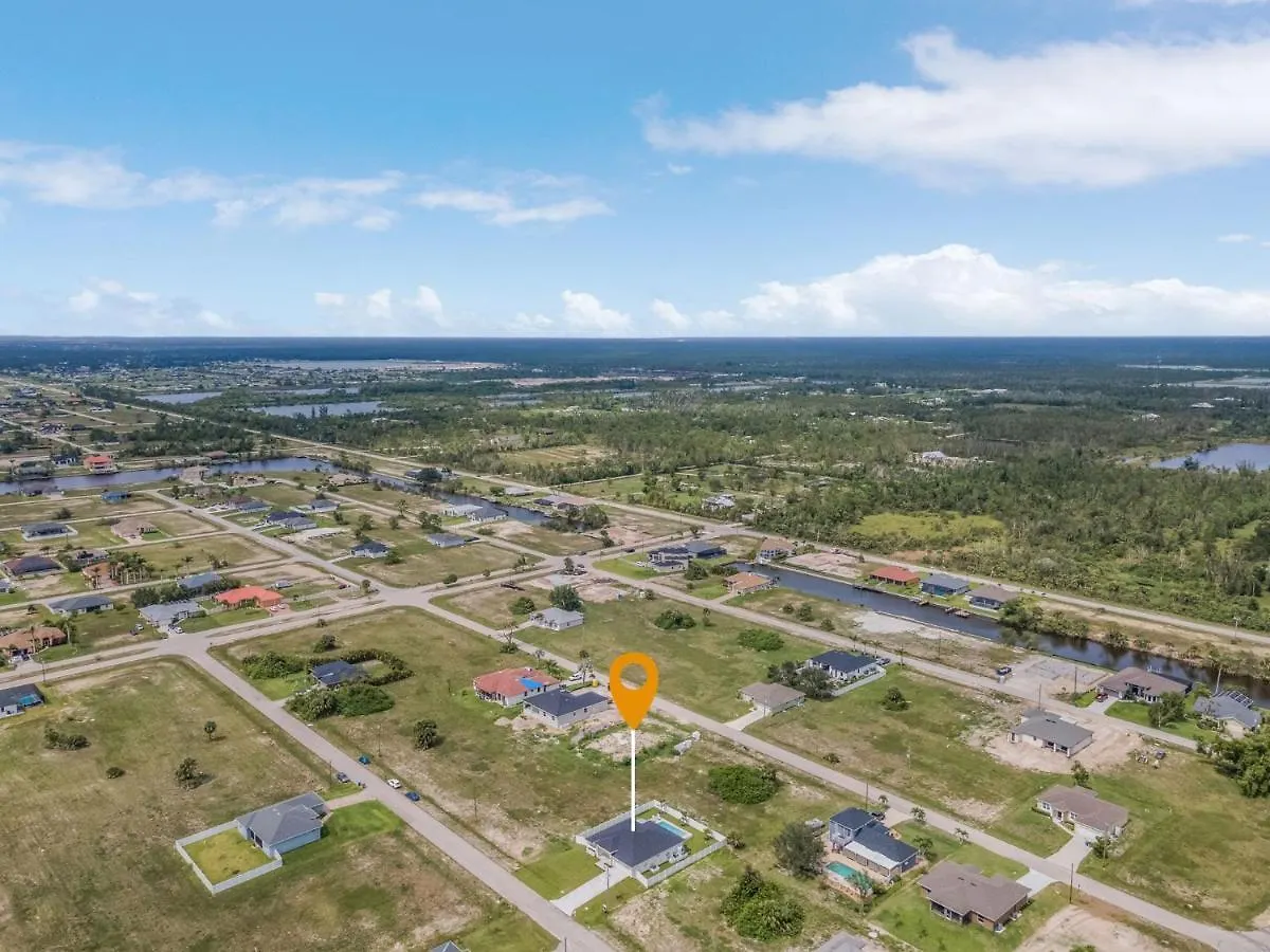 Brand New Home, Heated Pool, Sleeps 8 - Kayo Kosta - Roelens Vacations * Cape Coral