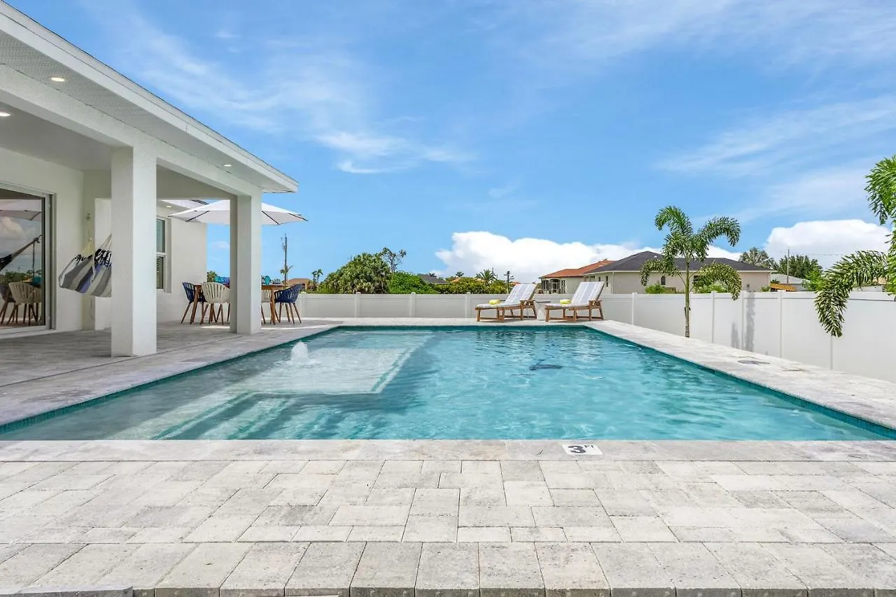 Brand New Home, Heated Pool, Sleeps 8 - Kayo Kosta - Roelens Vacations *