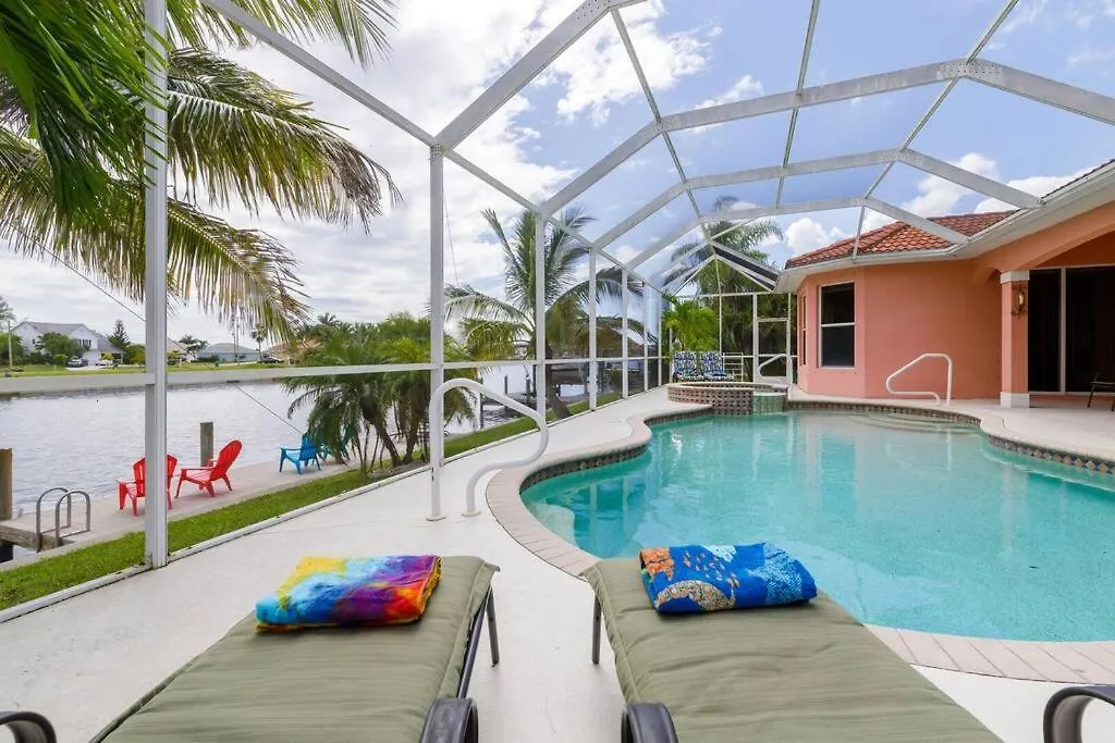 Maxos - Boaters Dream 4br/3 Bath Pool / Villa