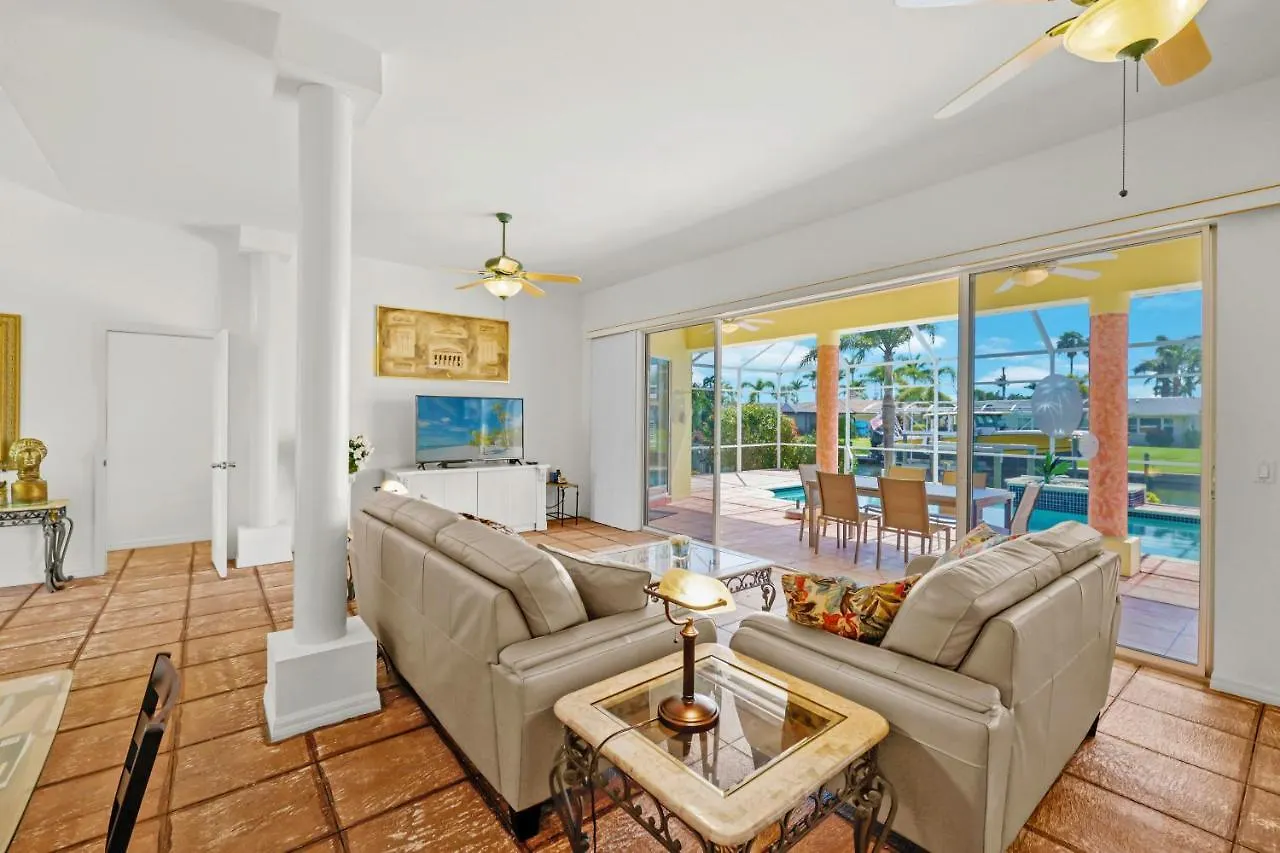 Holiday home Quiet And Relaxing Waterfront Paradise With Direct Access To The Gulf Of Mexico, Just For Sun Cape Coral