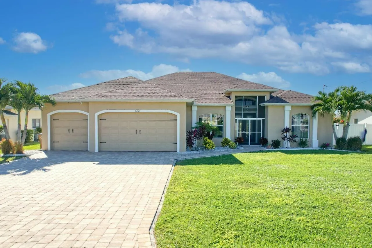 Seaside Escape: Gulf-front Paradise With Boat Lift Cape Coral