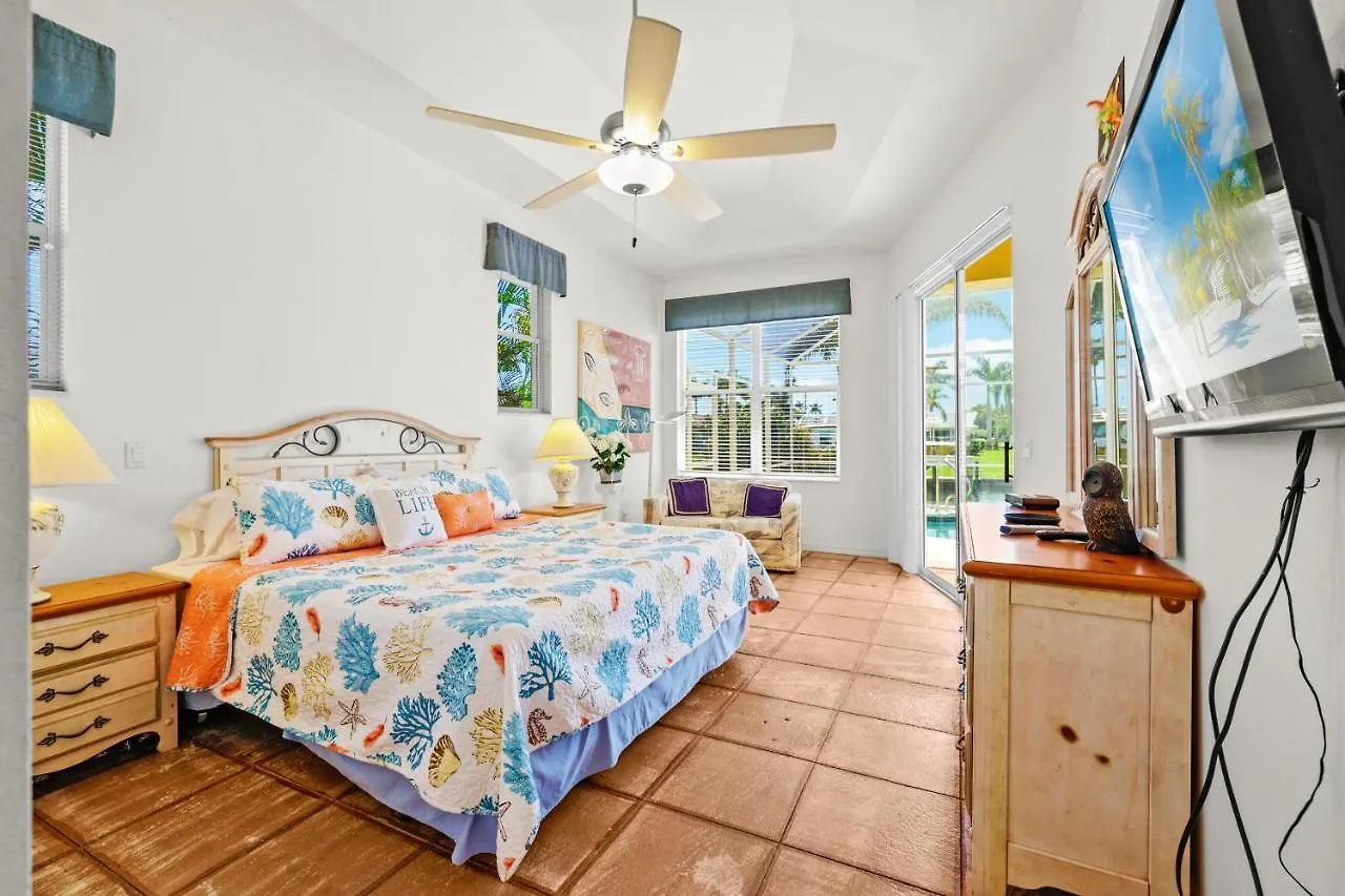 Quiet And Relaxing Waterfront Paradise With Direct Access To The Gulf Of Mexico, Just For Sun * Cape Coral