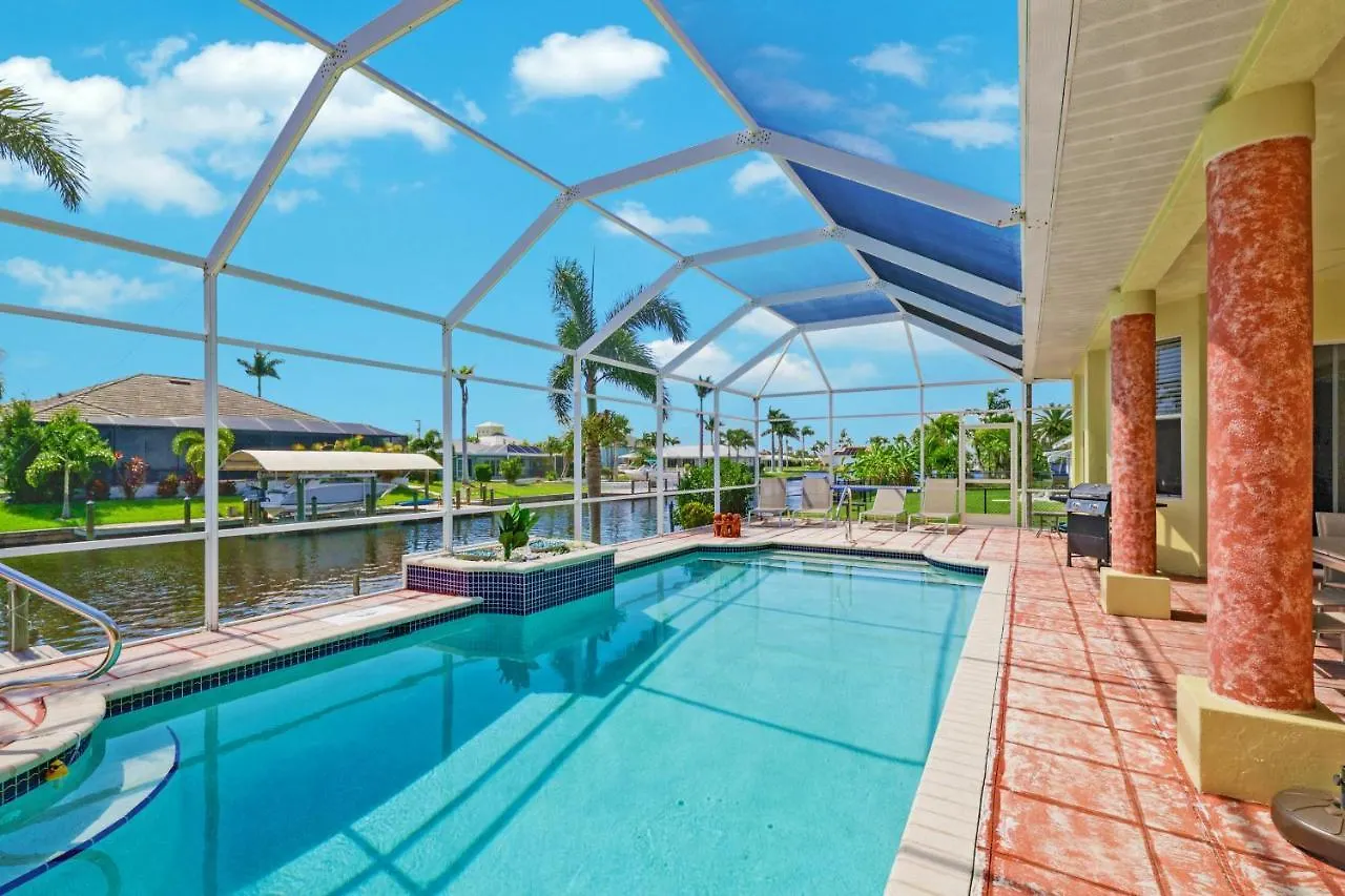 Holiday home Quiet And Relaxing Waterfront Paradise With Direct Access To The Gulf Of Mexico, Just For Sun Cape Coral