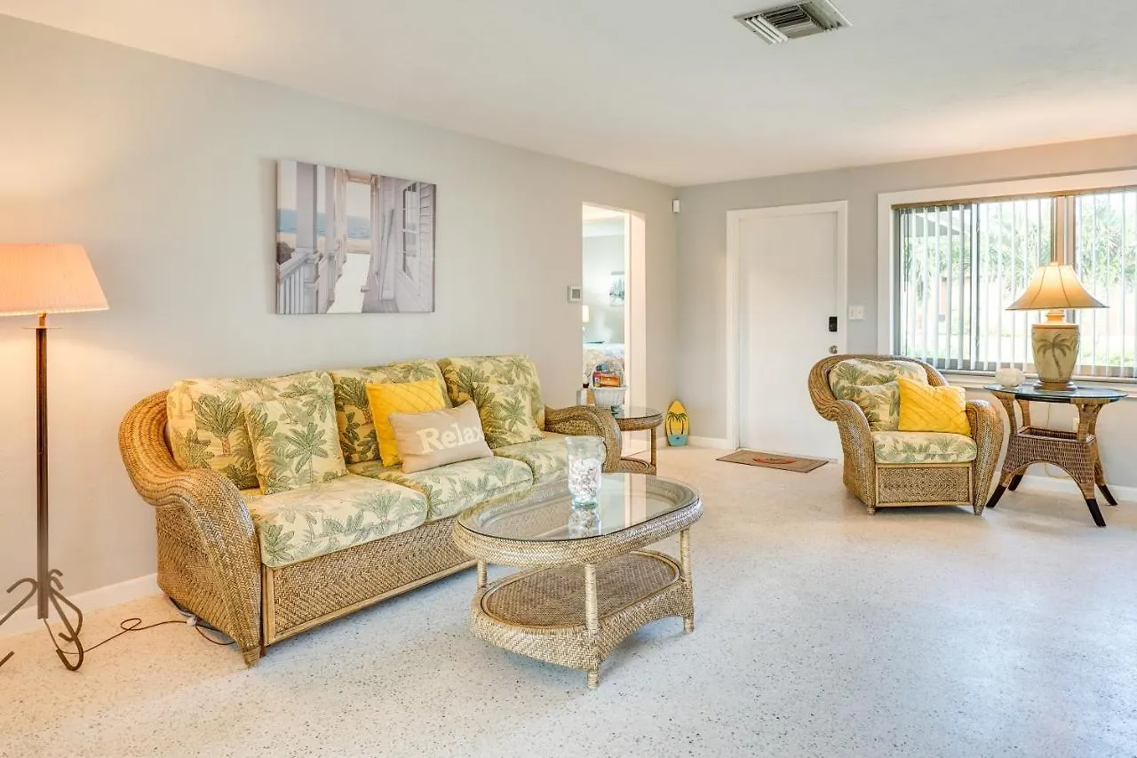 Waterfront Oasis With Boat Dock And Lanai! *