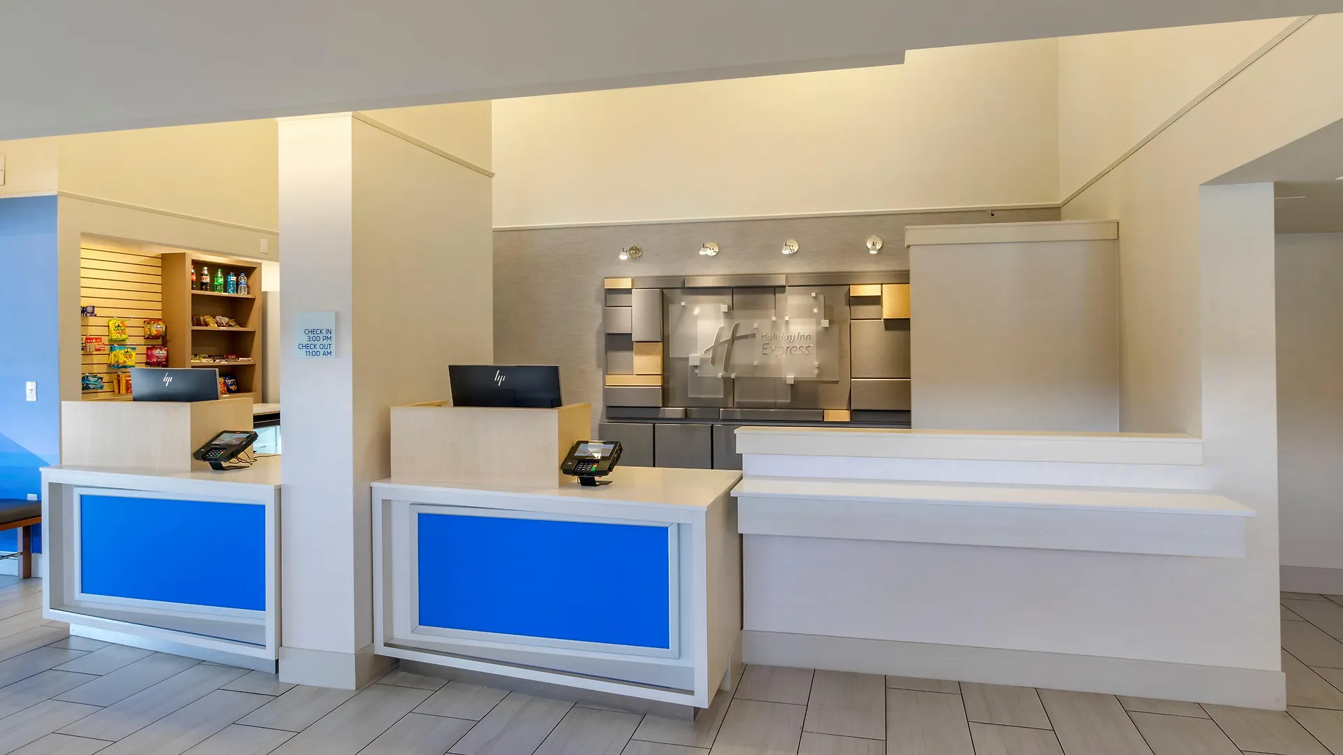 Express Cape Coral-fort Myers Area By Ihg Hotel 3*