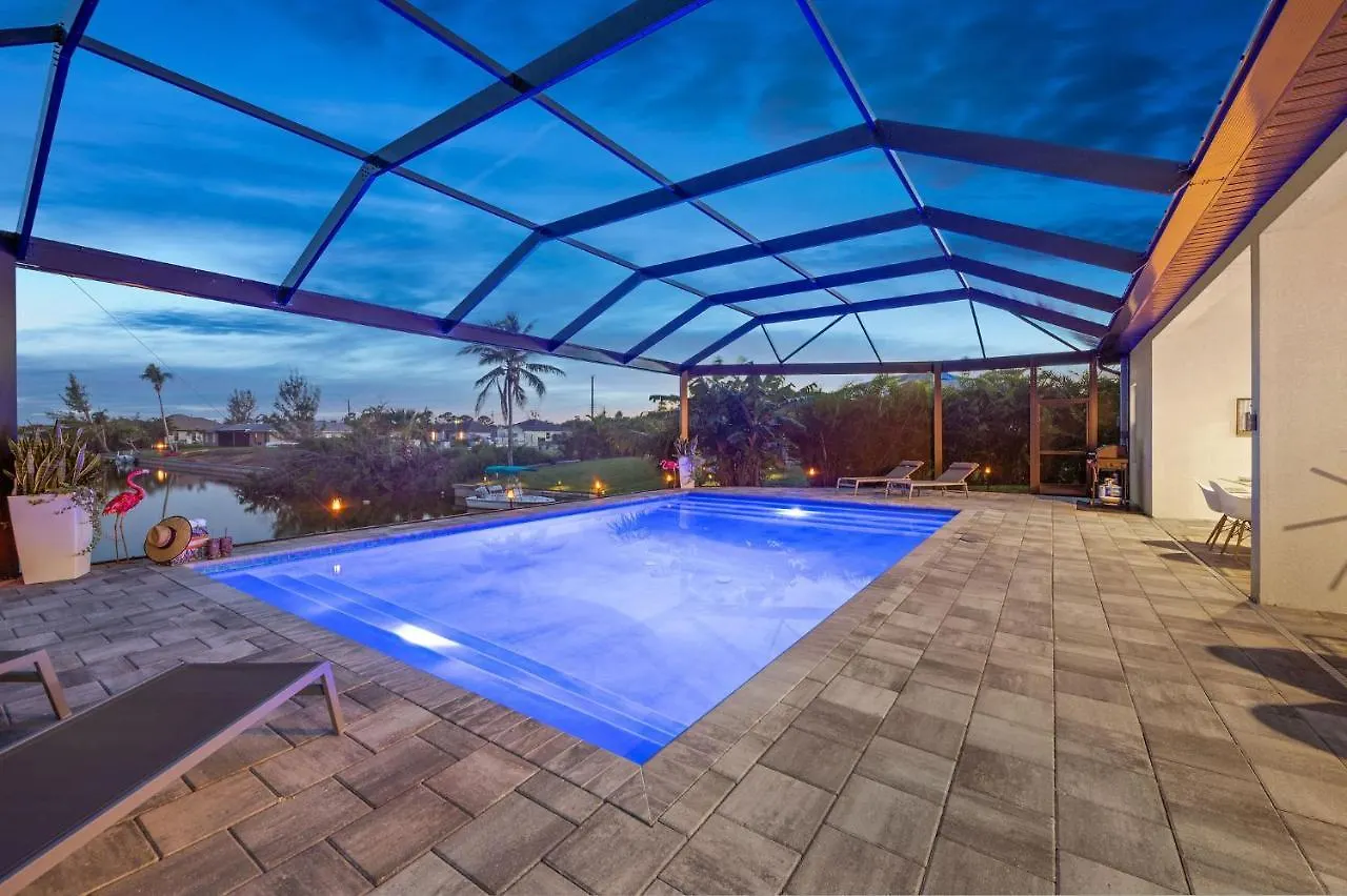 Villa Entire Luxury Duplex Gulf Access Heated Saltwater Pool *