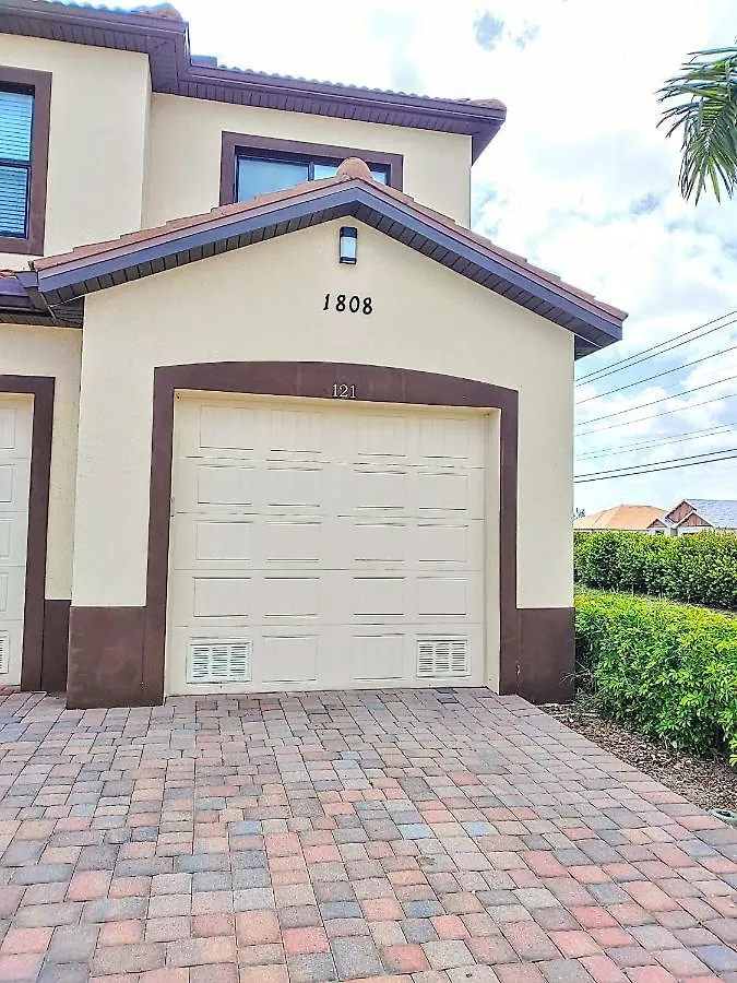 Apartment Luxury Oasis - Pool, Bbq, Patio - Cape Coral, Florida *