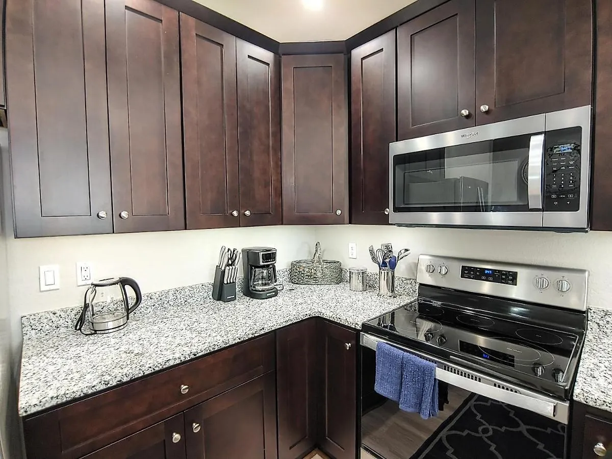 Luxury Oasis - Pool, Bbq, Patio - Cape Coral, Florida Apartment Cape Coral