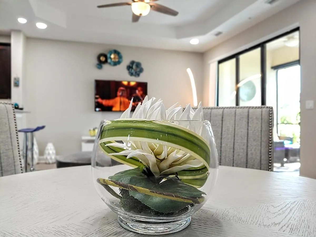 Apartment Luxury Oasis - Pool, Bbq, Patio - Cape Coral, Florida *