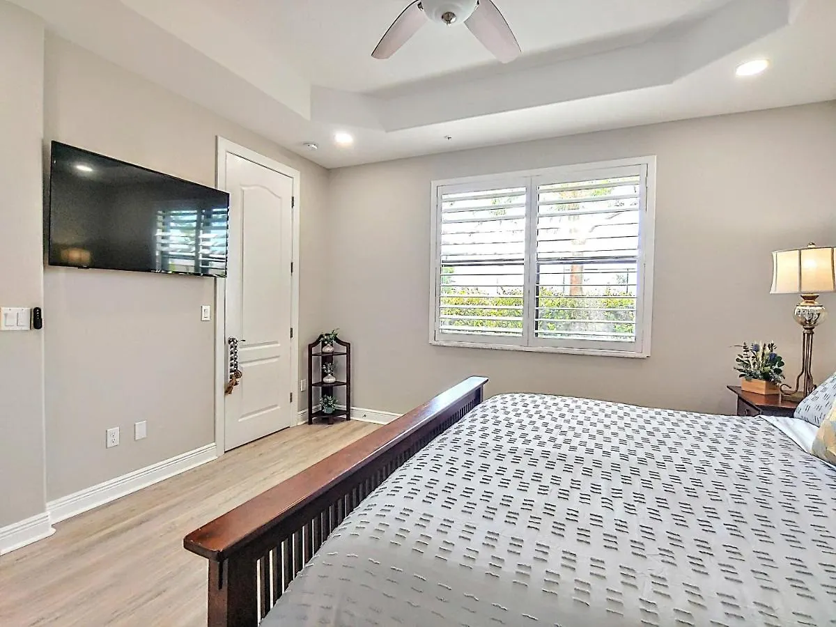 Luxury Oasis - Pool, Bbq, Patio - Cape Coral, Florida