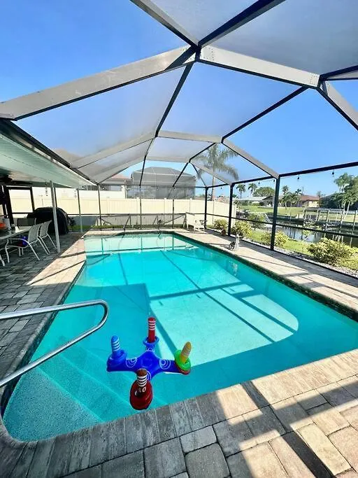 Holiday home Gulf Access Oasis W/ Heated Pool ! *