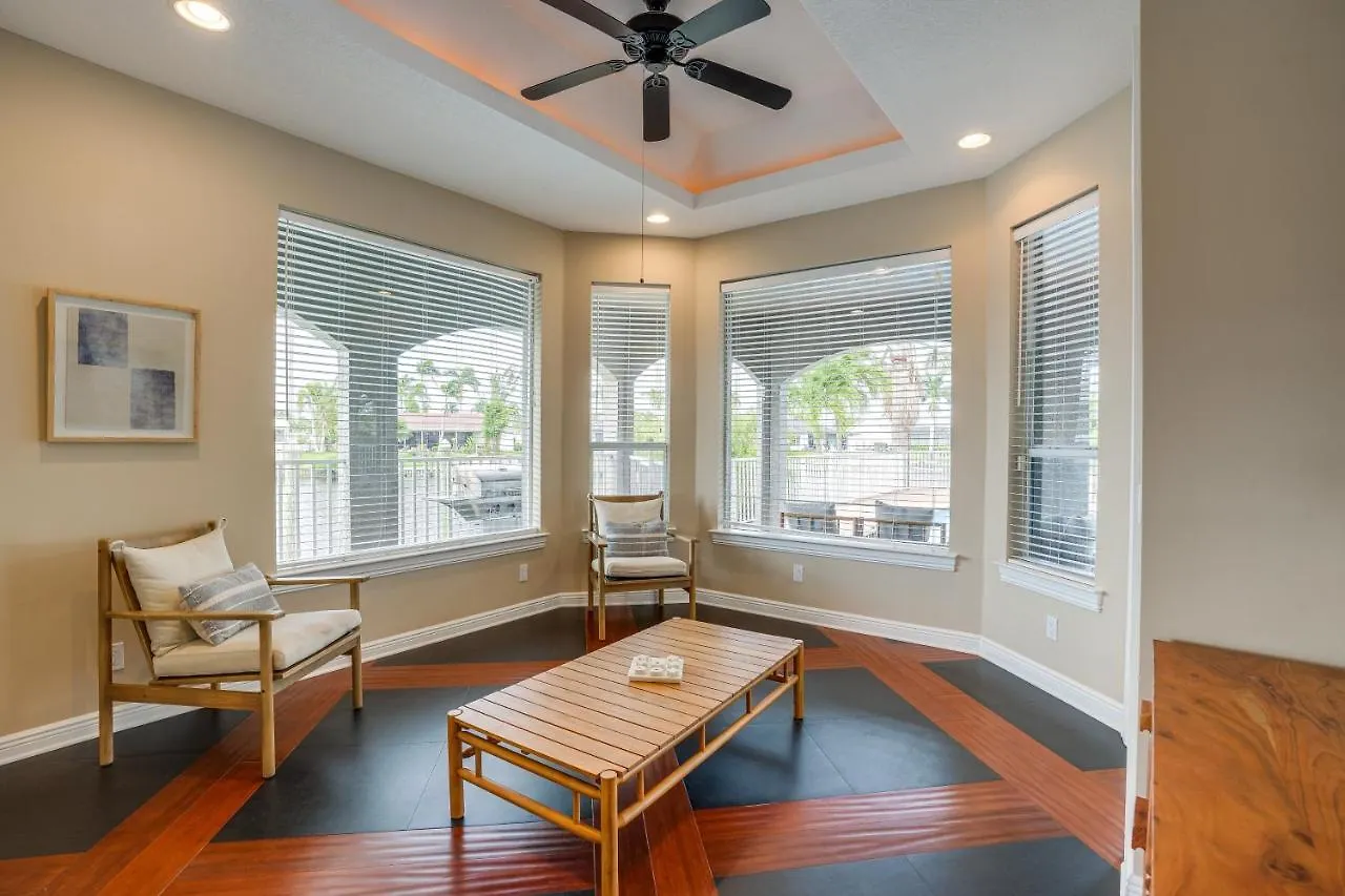 Holiday home Stunning Private Pool And Boat Dock Cape Coral