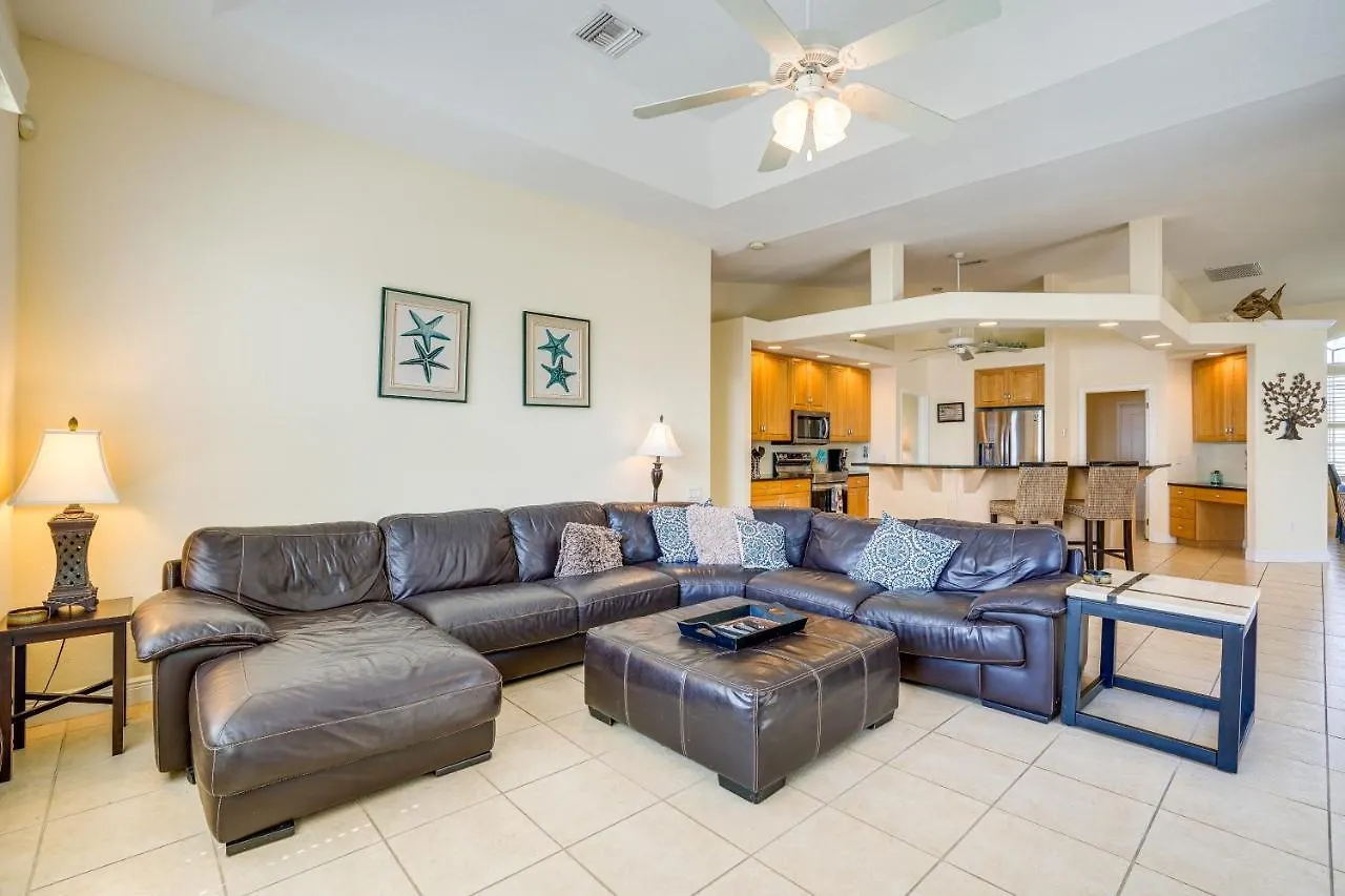 Waterfront Lanai, Pool And Dock!