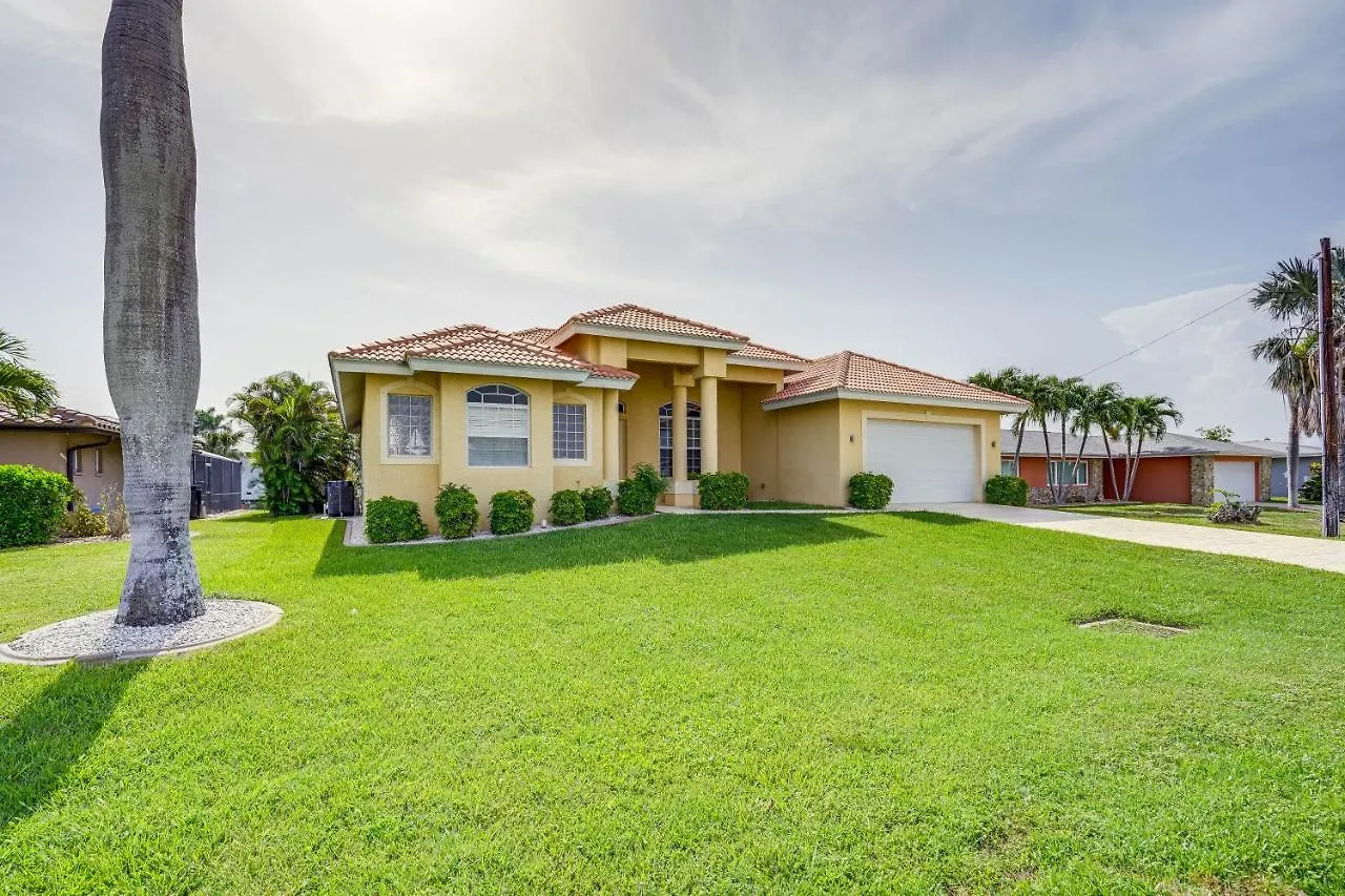 Waterfront Lanai, Pool And Dock! *