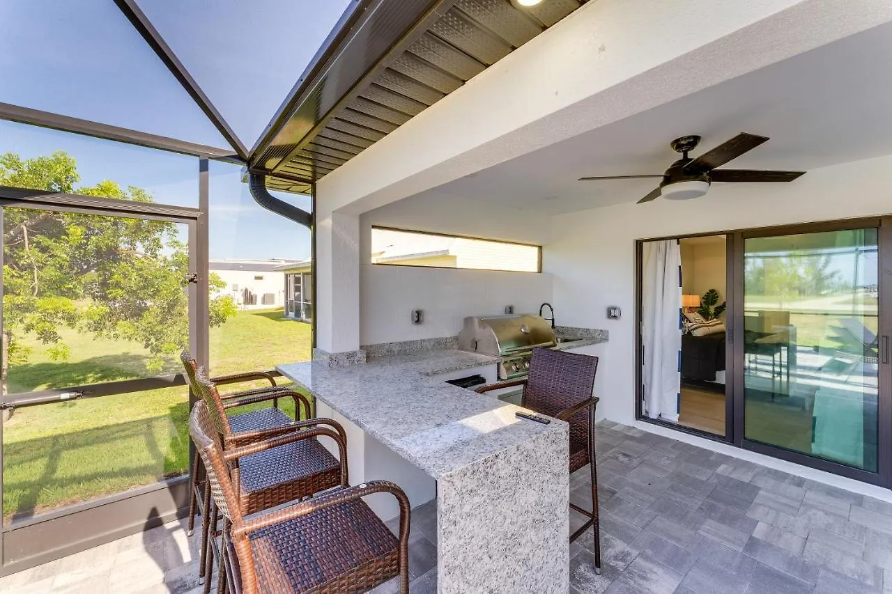 Vacation With Private Pool And Grill * Cape Coral