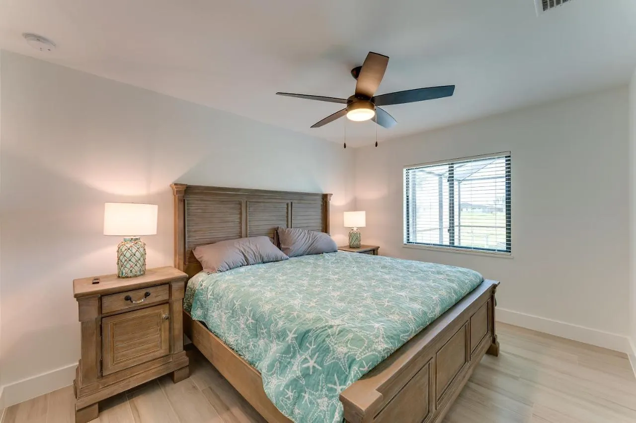 Vacation With Private Pool And Grill * Cape Coral