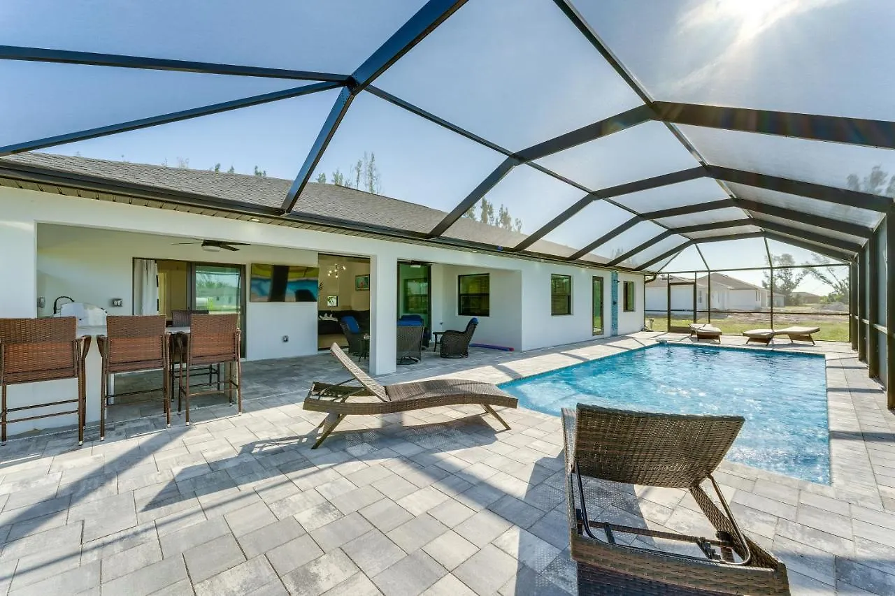 Vacation With Private Pool And Grill Holiday home *