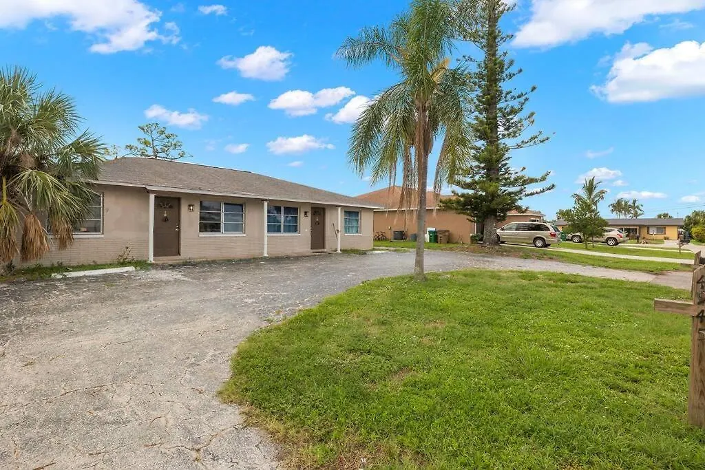 The Heart Of Cape Coral! * Cape Coral