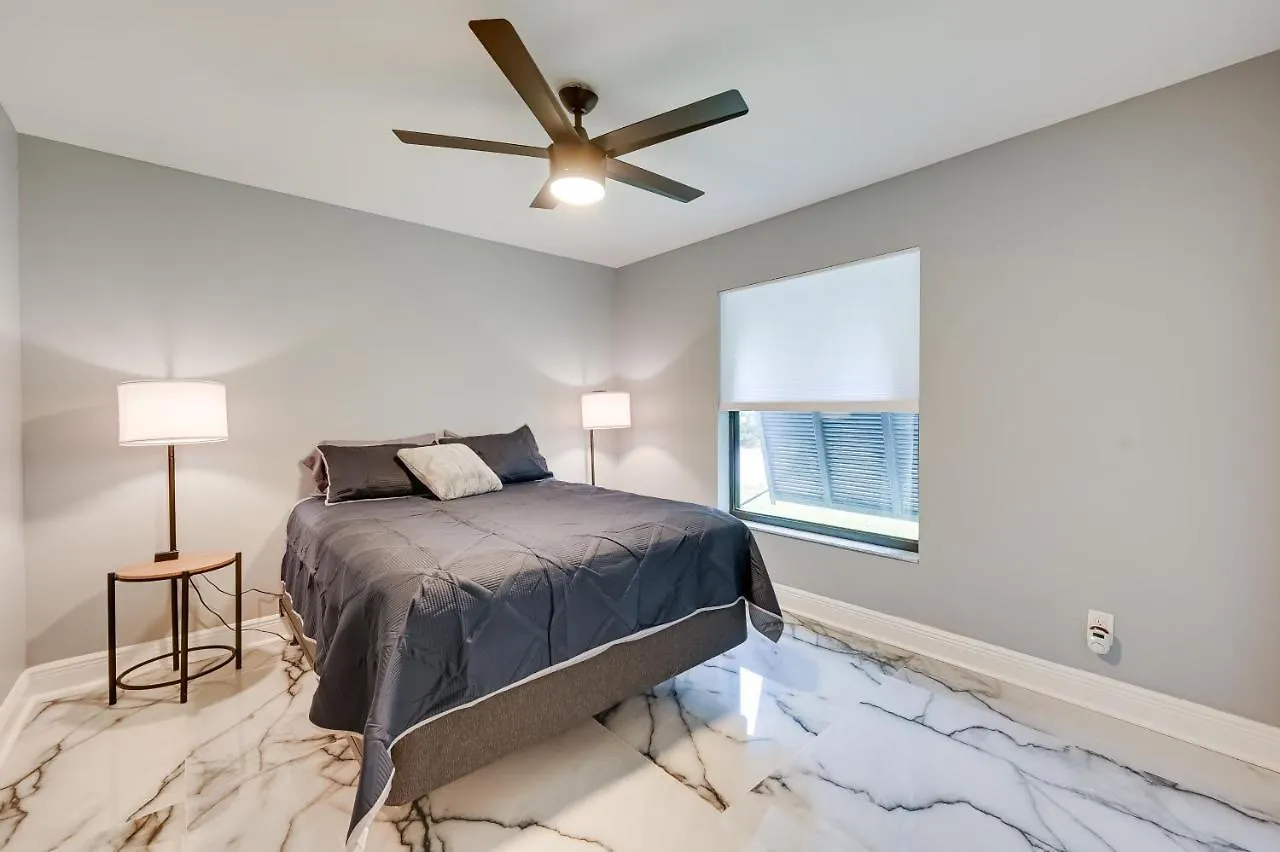 Luxurious Oasis Half Mi To Boat Ramp! *