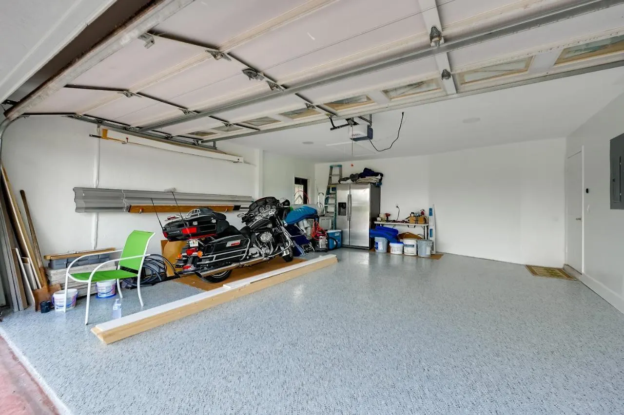 Luxurious Oasis Half Mi To Boat Ramp! Cape Coral
