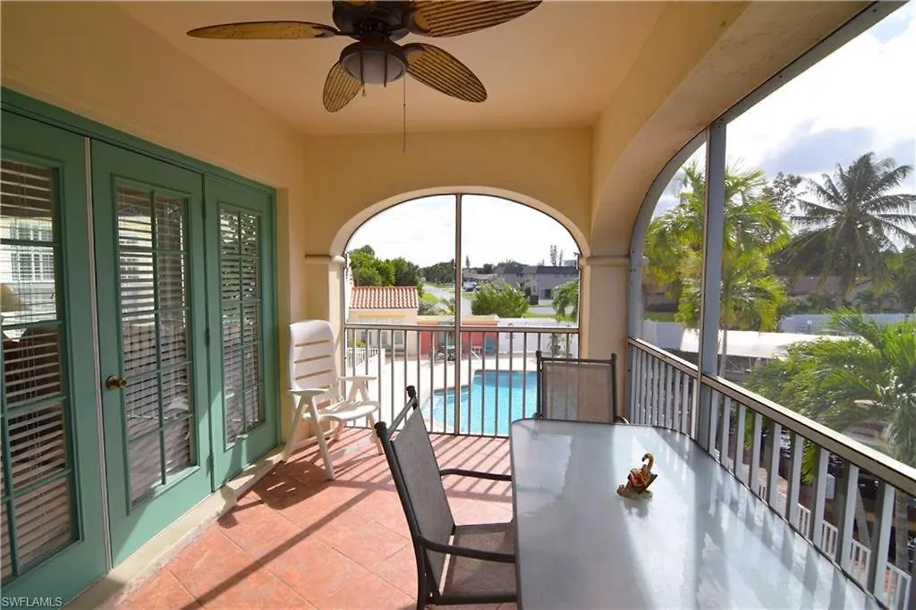 Water Views & Community Pool - Casa Marbella - Roelens Vacations Cape Coral