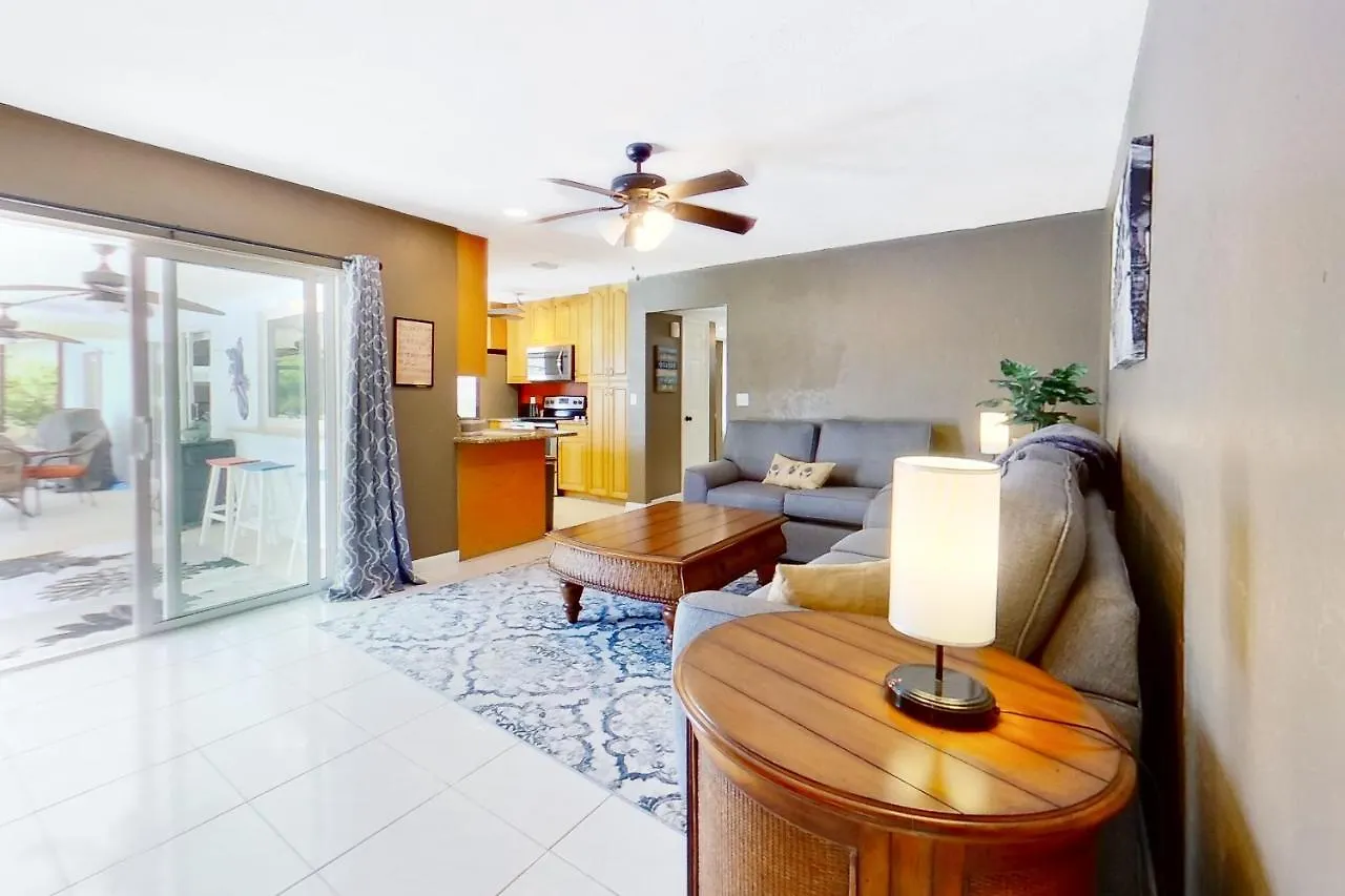 Sun-soaked Serenity * Cape Coral