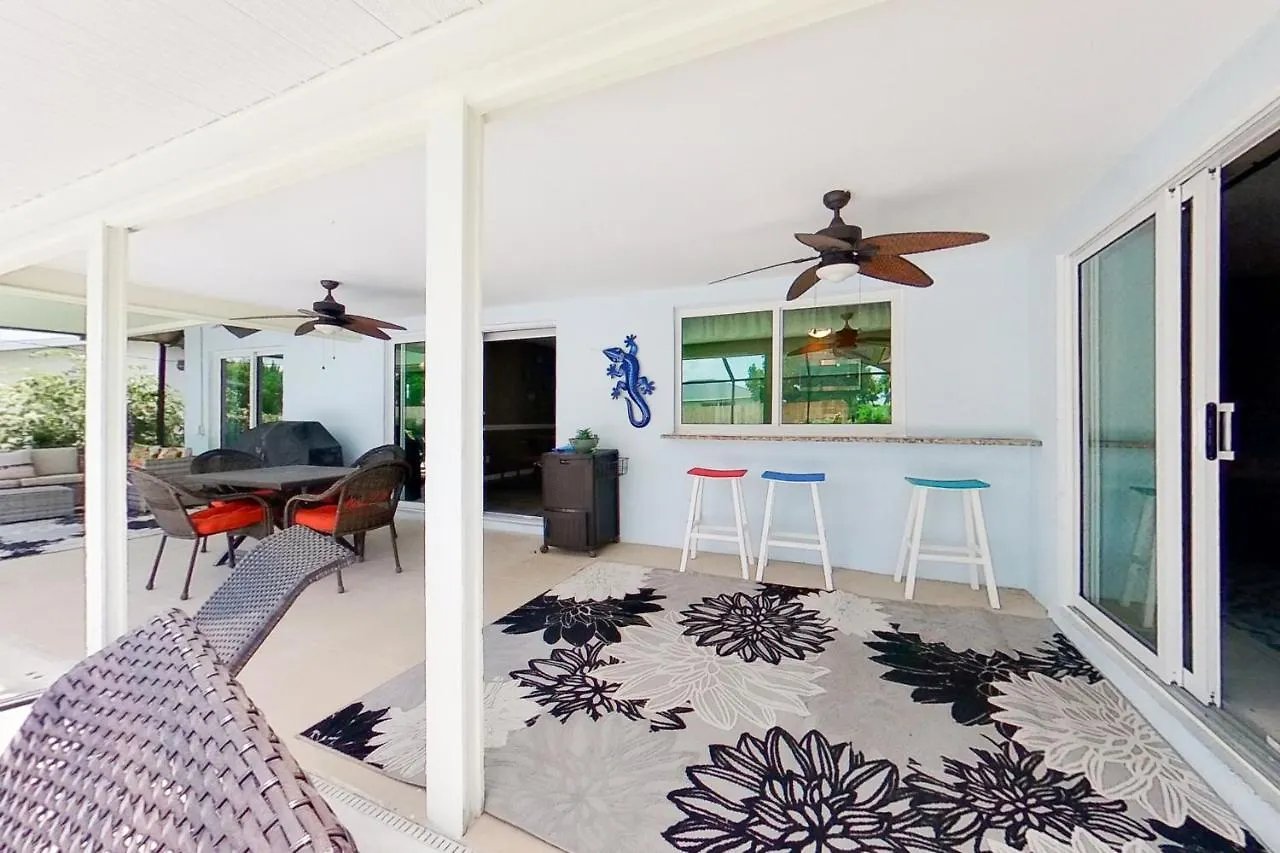 Sun-soaked Serenity * Cape Coral