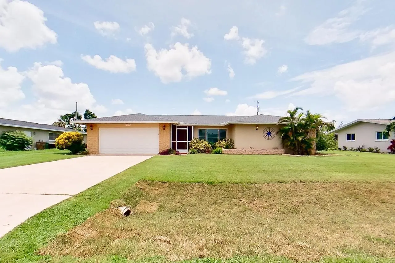 Holiday home Sun-soaked Serenity Cape Coral