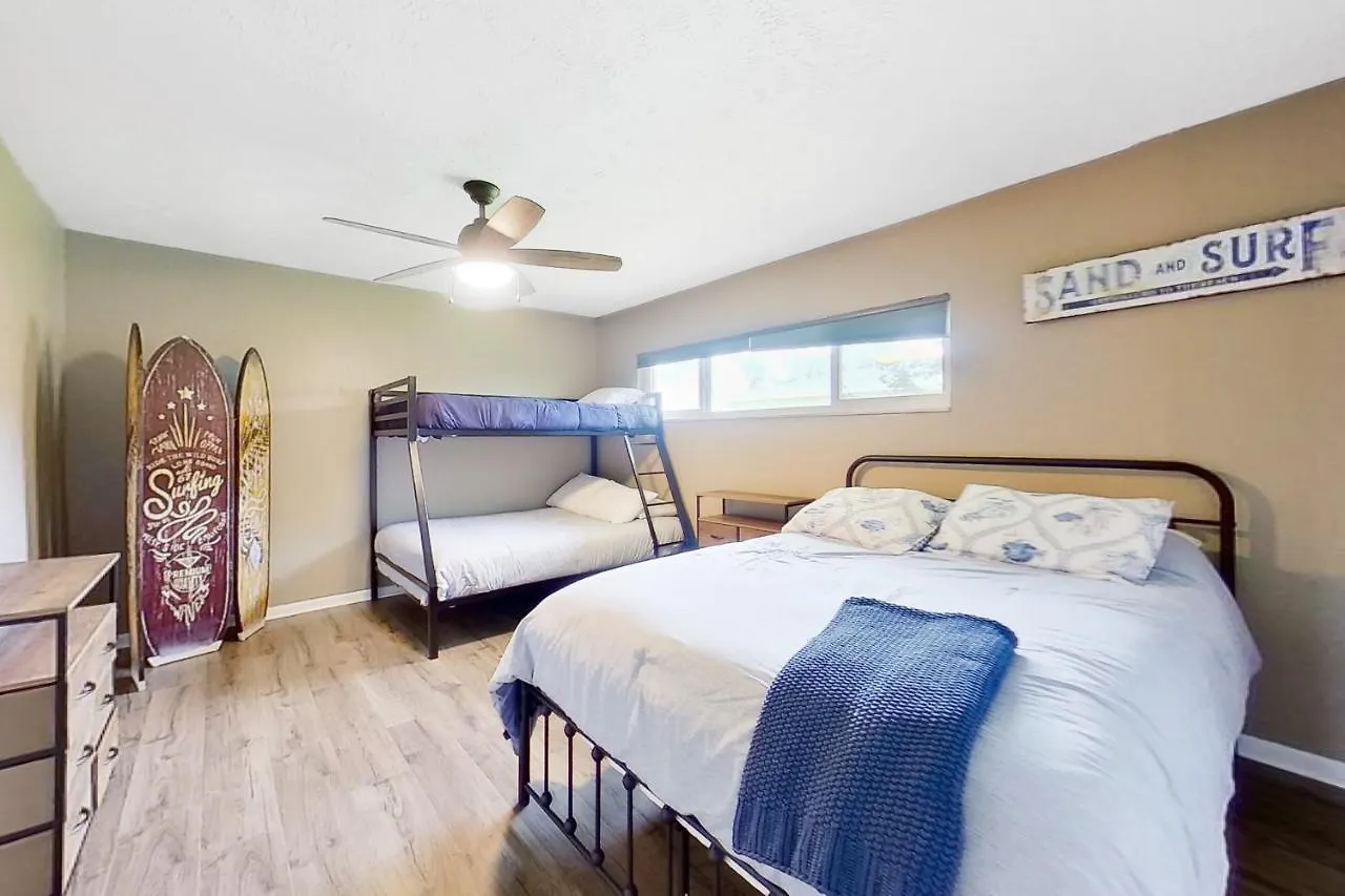 Sun-soaked Serenity Cape Coral