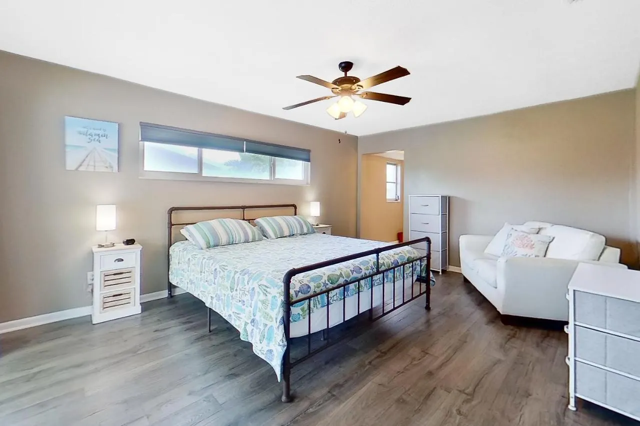 Sun-soaked Serenity * Cape Coral